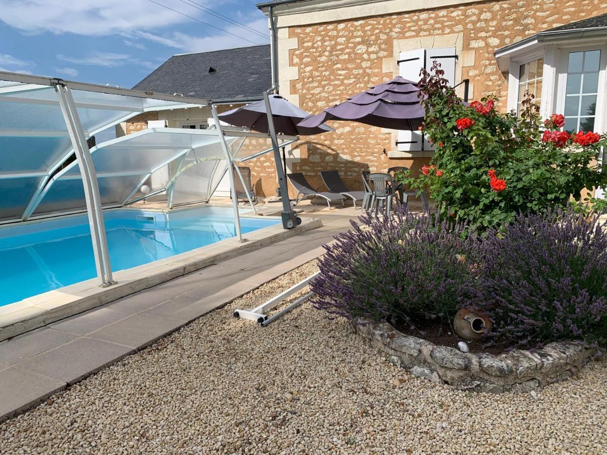 Bed and Breakfast La Costonnerie Leigne-sur-Usseau Екстер'єр фото